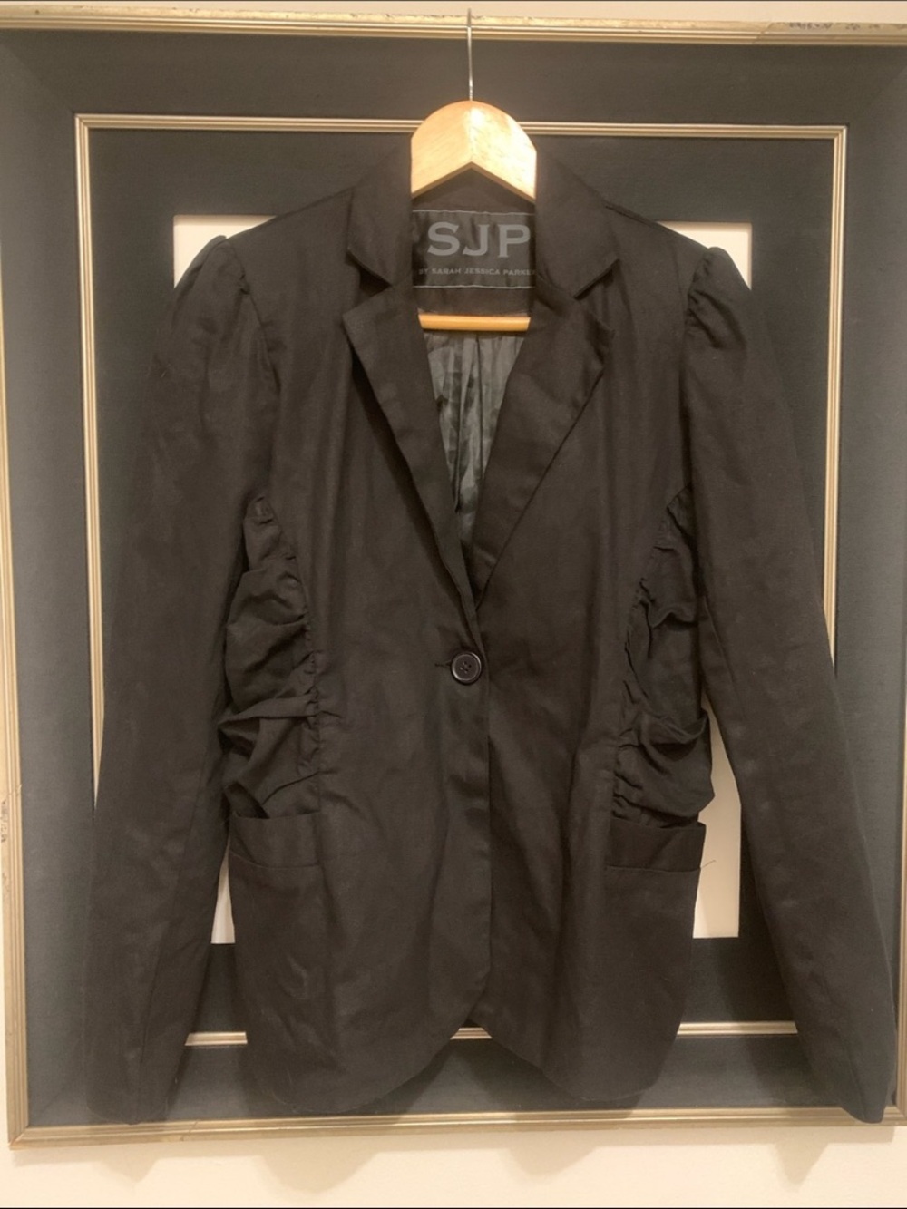 SJP by Sarah Jessica Parker Black Ruched-Side Single-Button Blazer